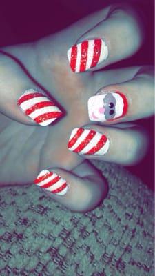 Love the Christmas nails done by Theresa