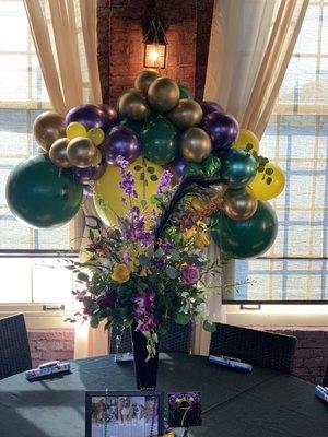 Flower Arrangements, Centerpieces, balloons