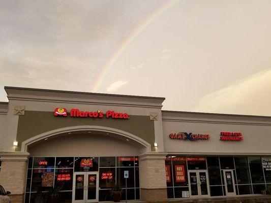 Great pizza at the end of the rainbow!!