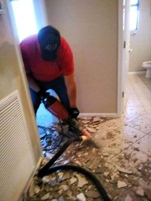 Dustles tile removal