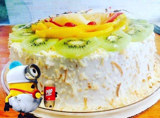 Wow!! #piñacolada #tresleches #cake #yum