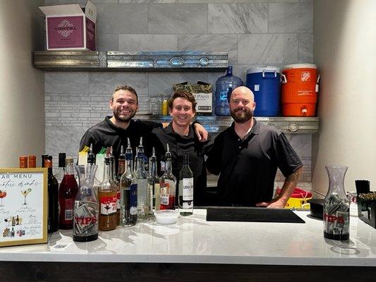 Top notch bartender's - "Old Mules" a great team to serve and entertain your guests.