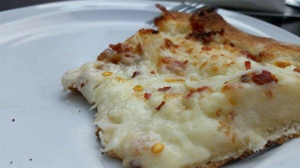 Mashed Potato and Bacon Pizza