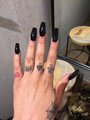 nails