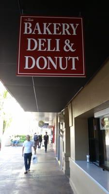 Pho Twin Deli and Donut