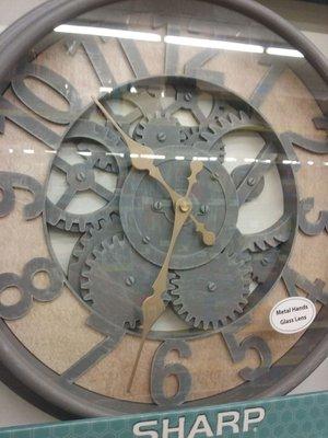 Totally getting this $20 steam punk clock for my garage