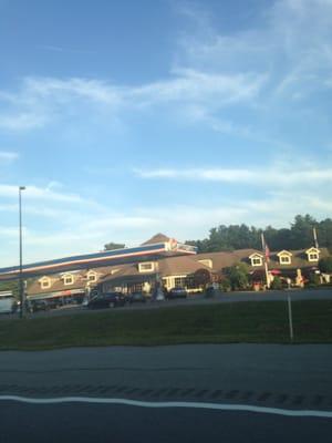 Natick Travel Plaza -- Massachusetts Turnpike, I-90, EASTBOUND, Natick            Storefront