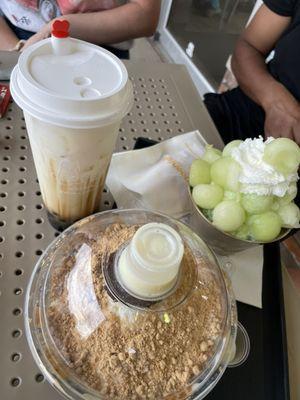 Tiger sugar boba, honeydew bingsu, injeolmi bingsu