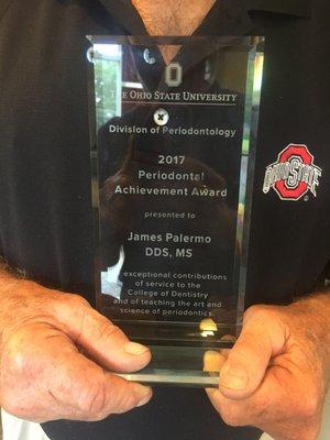 Dr. James Palermo received the Ohio State University Division of Periodontology 2017 Periodontal Achievement Award