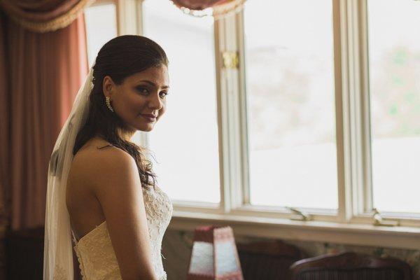 Wedding day bridal portrait!