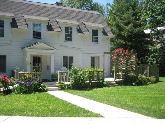 The Hill House at Ruscombe Mansion