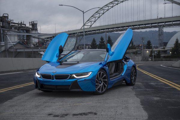 Bmw i8 wrapped in blue chrome.