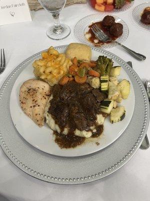 Beef Tip with gravy  Mash potatoes  Garlic herb chicken  Vegetable medley  Four cheese Mac and cheese  Roll