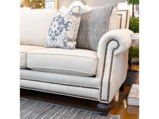 Mayo Sofa, Antique nail finish