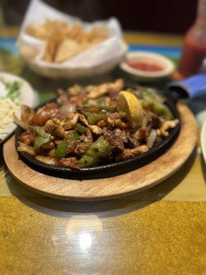 Combo (chicken & beef) fajitas