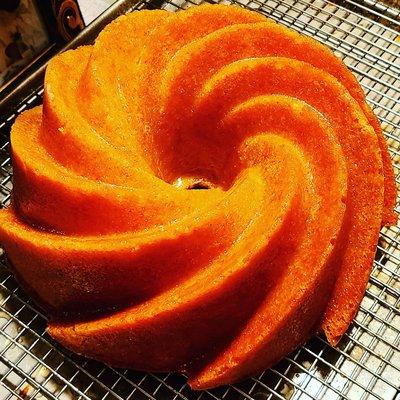 Golden buttery vanilla bean poundcake