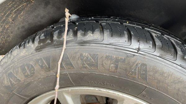 Car tire