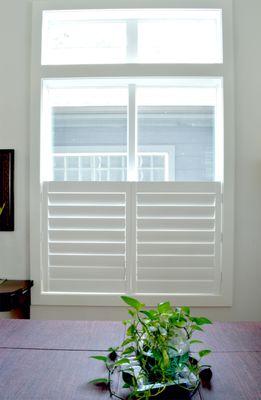 Cafe style shutters. 4.5" louvers, hidden tilt rod, pure white paint