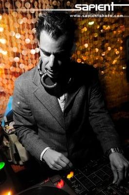 Donovan DJs at Roe- Photo by Damien Miller of Sapient Photo