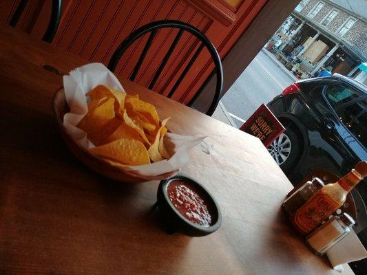 Fresh chips and delicious salsa