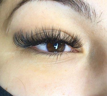 Volume lash extension full set!