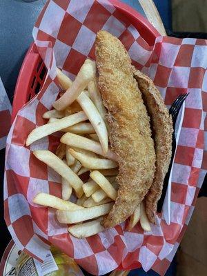 Fish basket. (It came with sauces, but my wife was quicker than I was and removed them prior to photo)