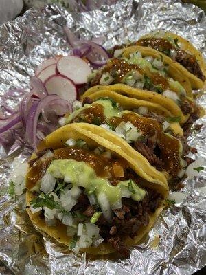 Tacos de carne asada