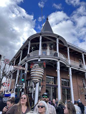 Pine cone drop at the Weatherford