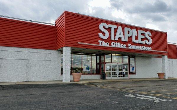 Storefront for Staples Adrian