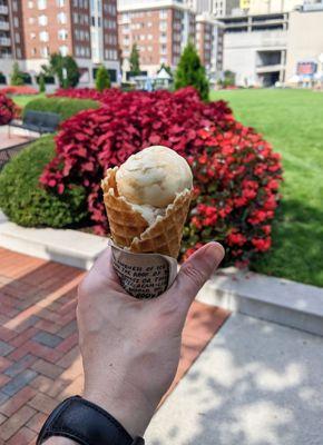 09/17/22 Butterscotch Popcorn, Wedding Cake, Housemade Waffle Cone