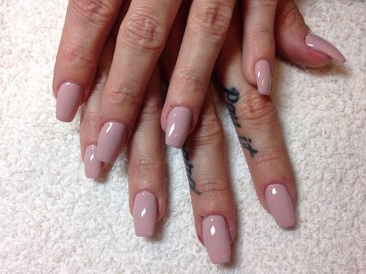 This is a pink taupe coffin nails. Sculpted nails. Creative nails!!