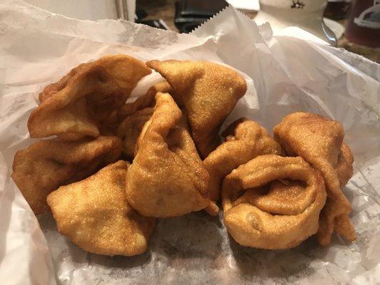 Fried wontons