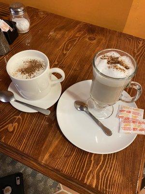 Avena(oatmeal)and cappuccino