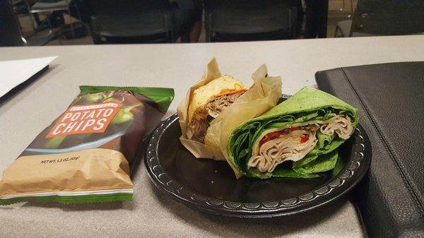 spinach wrap, chips, and roast beef