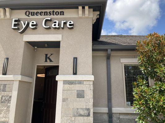 Queenston Eye Care