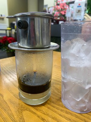 Cafe Sua Dua - Drip Vietnamese Coffee