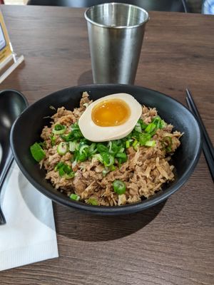 Pork rice bowl