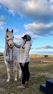 Our EAL sessions include mindfulness techniques that benefit humans and horses.