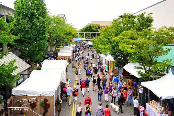 Line of Booths behind Bellevue Square on 100th Ave NE.