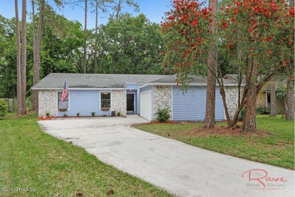 One of the beautiful homes I helped my first time home buyers get! Love this adorable home!