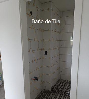 Baño de tile