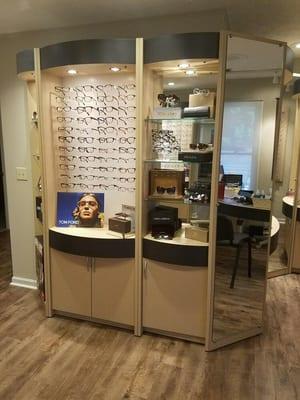 Our onsite optical department has the style you are looking for!