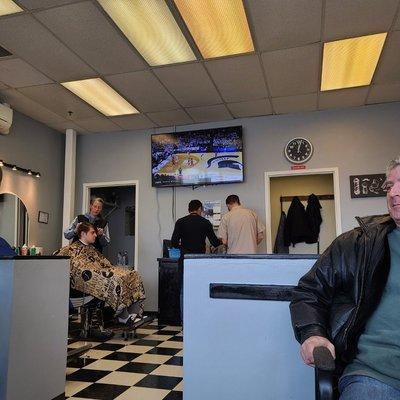 Colonial Park Barbers