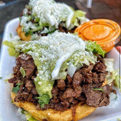 Sopes de bistec