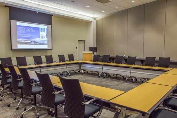 The Conference Center at Sea-Tac Airport Seoul meeting room Photo by Jack von Eberstein