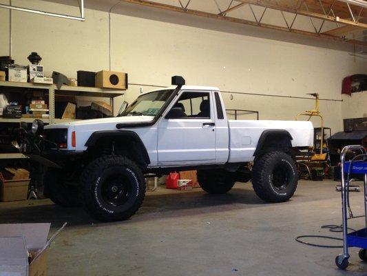 1990 MJ with full 2000XJ Swap