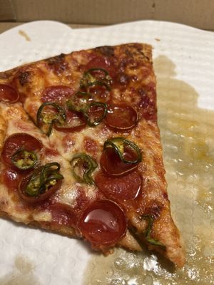 Hot roni pizza