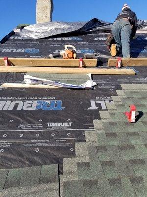 Shingling with GAF