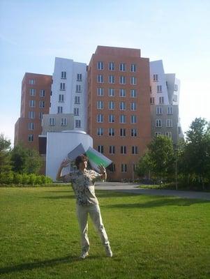 Stata Center (entrance)