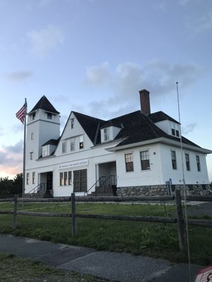 Nahant life-saving station